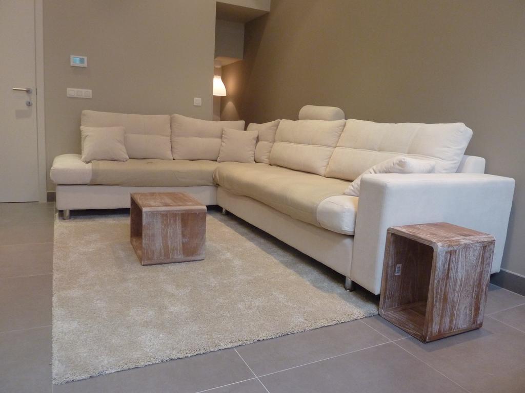 Aimee Villa Ypres Room photo